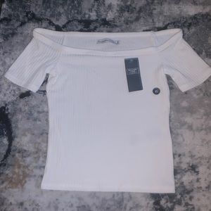 NWT Abercrombie Off the Shoulder Top